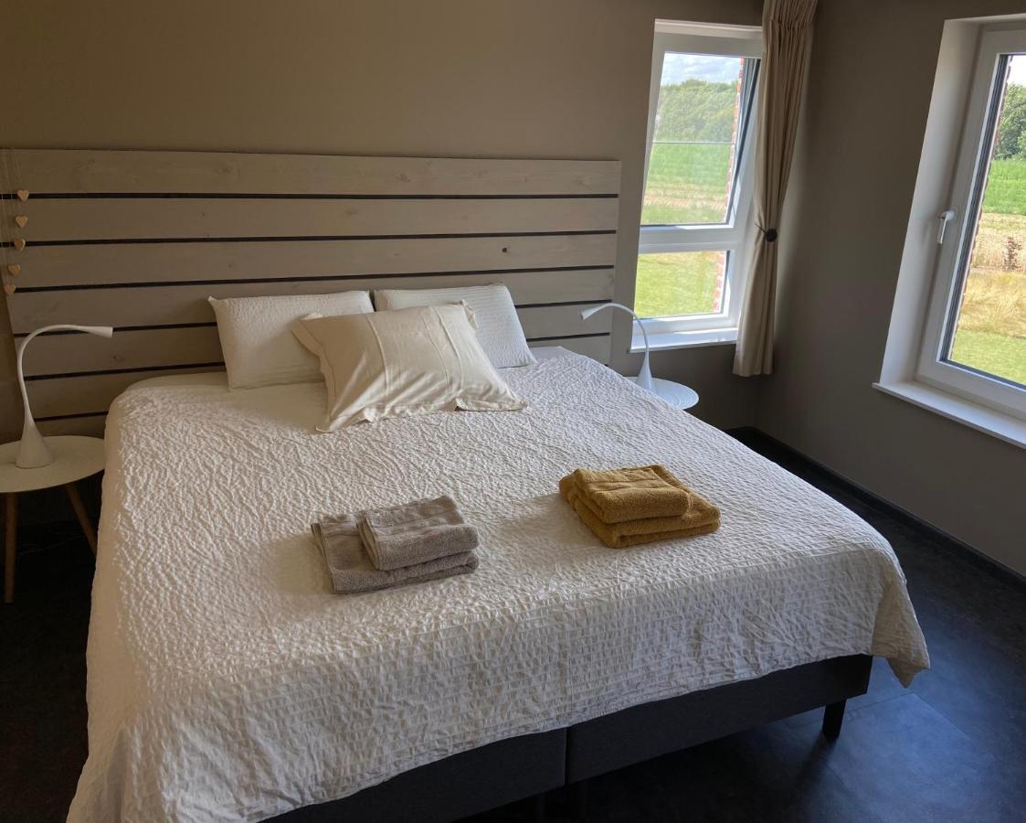 B&B Les Autres Sens Villers-la-Ville Екстер'єр фото